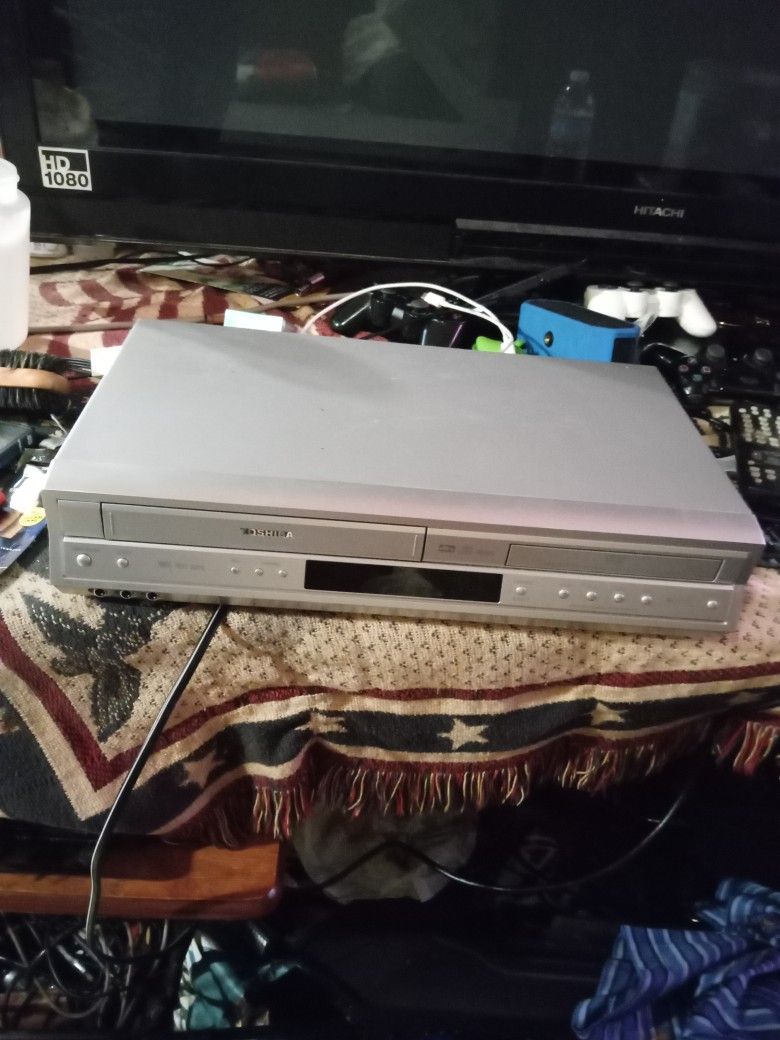 Toshiba DVD VCR Player