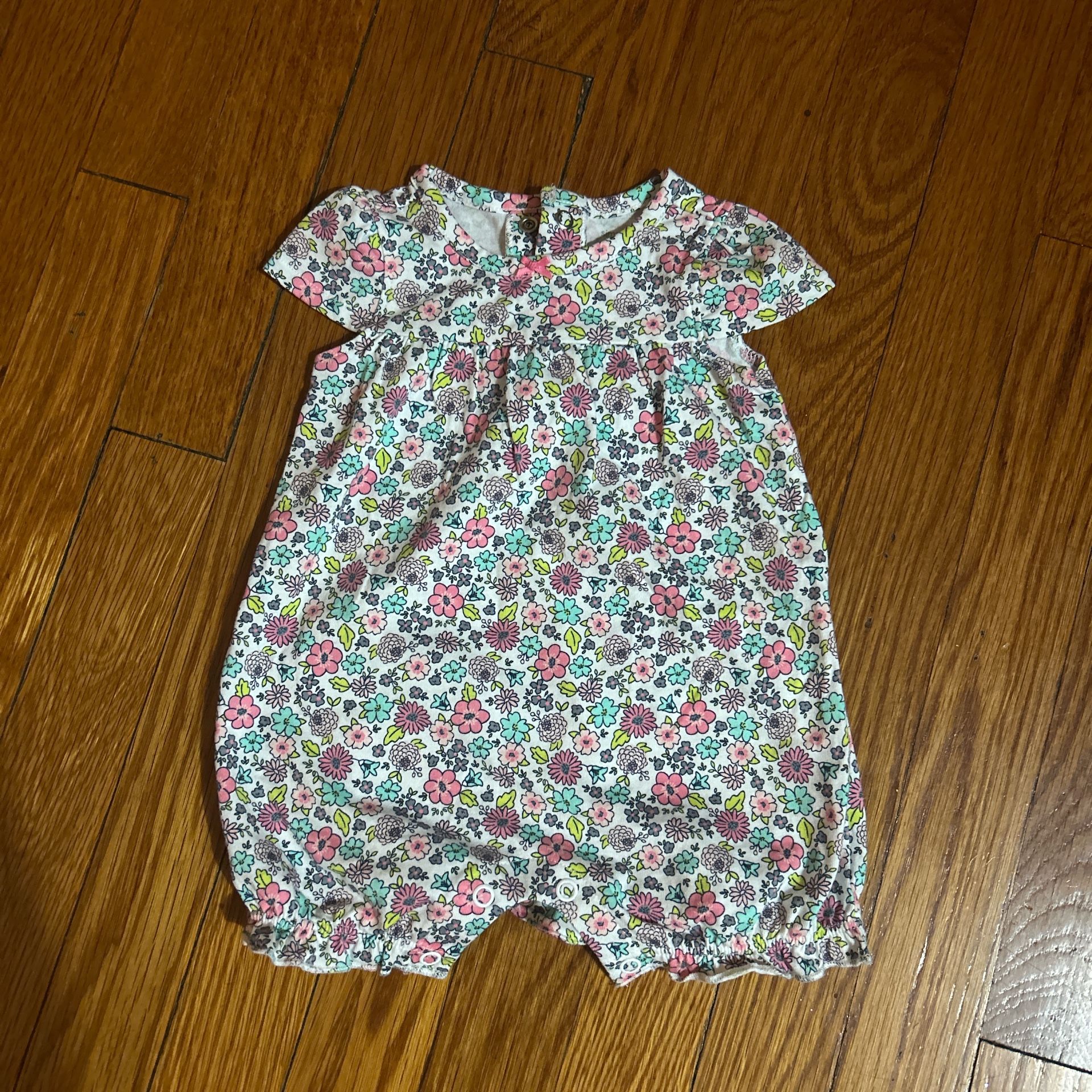 Multi-coloured floral romper #babyfashion