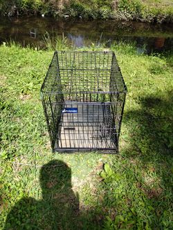 Small Petmate Pet cage 18w X 24 X 21h With Trey
