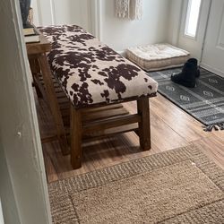 Large Western Entry Cow Bench 