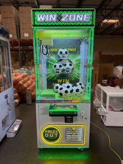 ⚽ Soccer Edition Claw Machine Perfect for the Football Season!