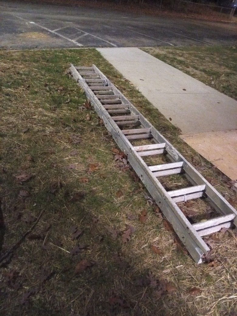 24 Ft Ladder