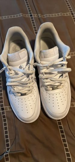 White Nike Air Force Size 13 Men’s