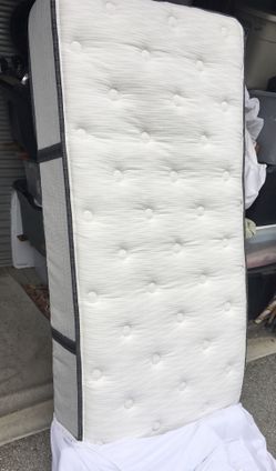 *****Twin Beautyrest Mattress*****