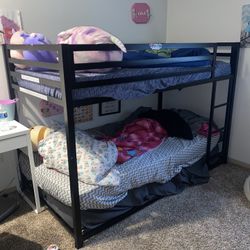 Twin Bunk Beds With Mattresses. 