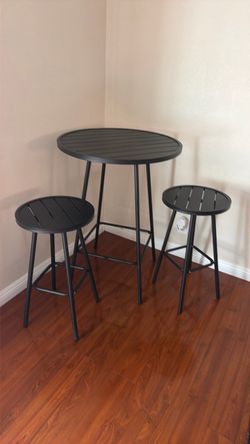 Patio table