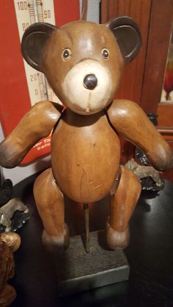 Vintage wood bear