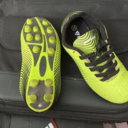 2.5 Size Cleats