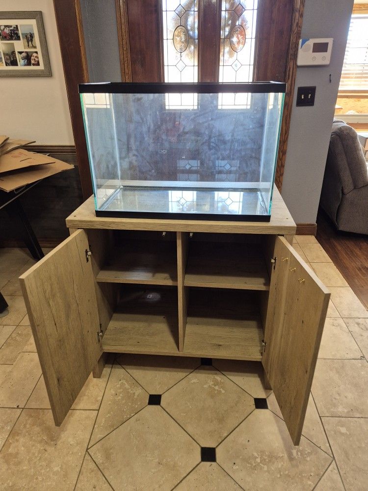 20 gallon fish tank and  stand