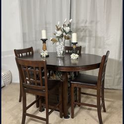 High Extendable Dining Table With Display Base & 4 Chairs 