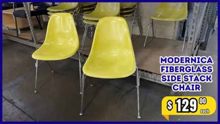 Modernica Case Study Fiberglass Stacking Side Chair