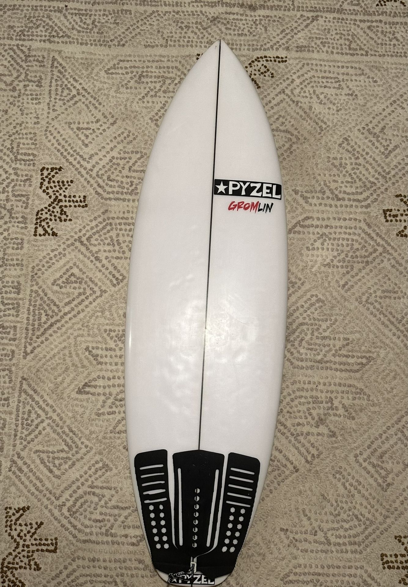 Pyzel Gromlin Surfboard (4’10 x 19.2L x 2.0)