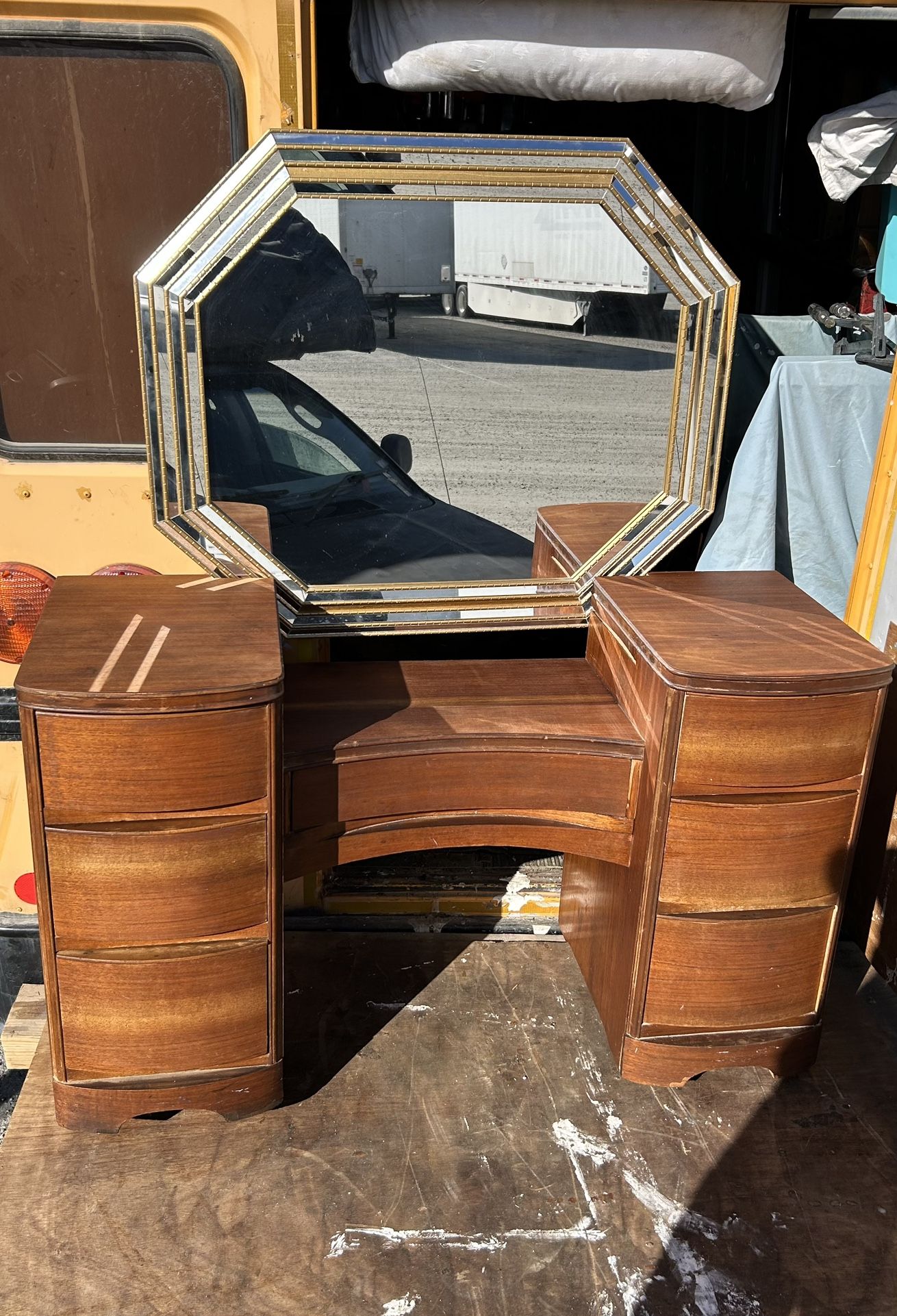 Vintage vanity antique dressing table with mirror solid oak wood L48”*D18”*H29”mirror H54”(address in description) 👇delivery 🚚 available within 15