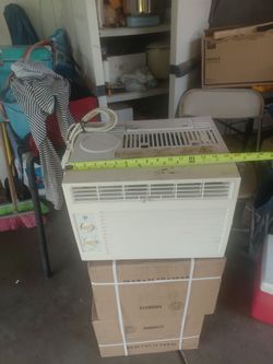 AIR CONDITIONER