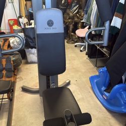 Workout station 