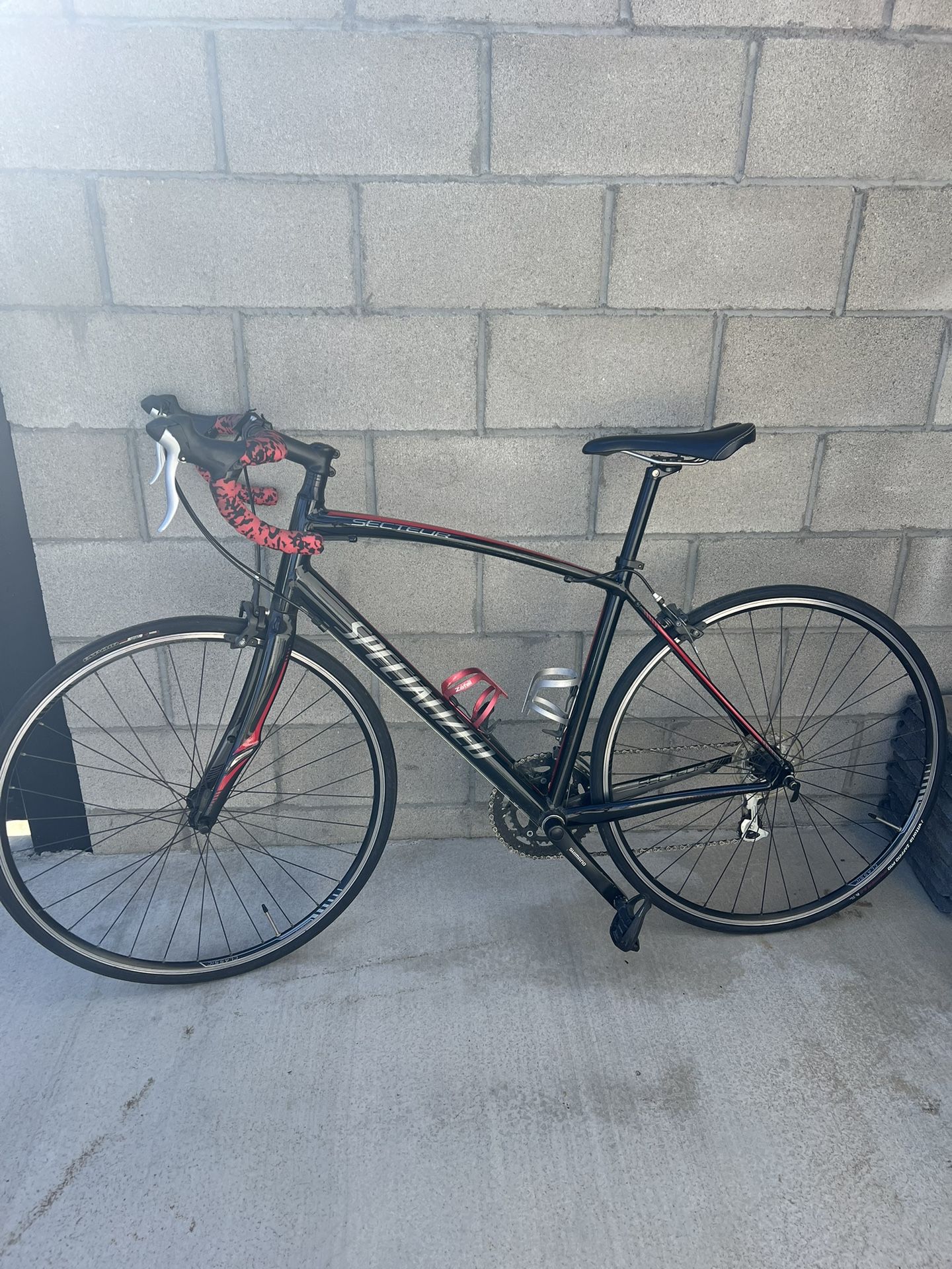 Specialized 56cm Road Bike