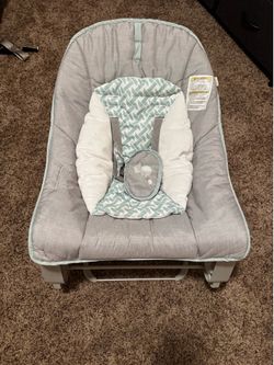 Newborn bounce / rocker
