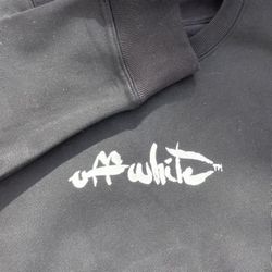 1:1 Off White Sweater COLOR black Size small