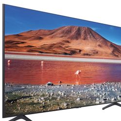 Huge Steal!!! 65" CRYSTAL UHD SAMSUNG 4K SMART TV (2020)
