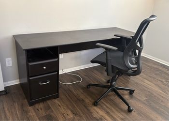 FREE Desk & Chair