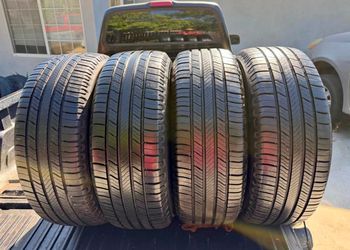 205 55 r16 Michelín  I'm selling this set of tires with 80% life left on all 4