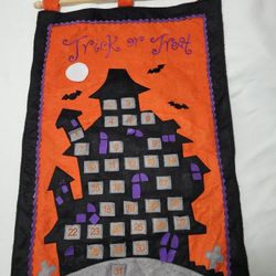 HALLOWEEN Vintage Trick Or Treat Countdown Tapestry. Retro Collection