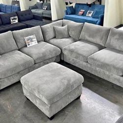 BRAND NEW 4PCS SECTIONAL SOFA SET WITH OTTOMAN AND ACCENT PILLOW INCLUDED $549