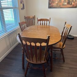 Maple Table With 5 Chairs