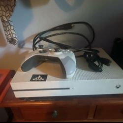 Xbox One White Console 500GB w/ Controller & Power Cord - Tested Working