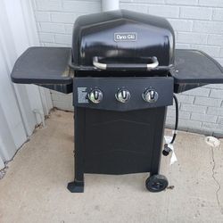 Dyna-Glo 3-Burner Propane Gas Grill 