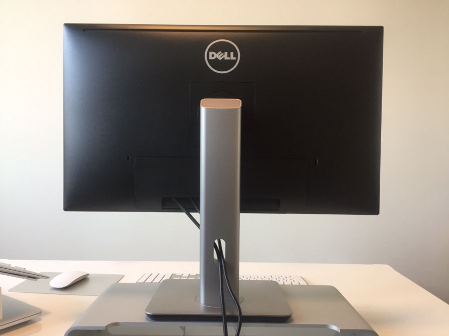 Dell UltraSharp Monitor - 27” (Model U2715Hc)