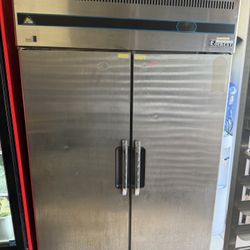 2 Door Comercial Greezer