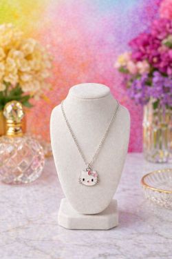Hello Kitty Necklace 🎀🎀