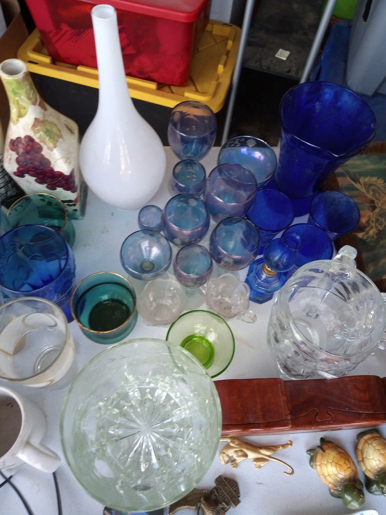 Antique Glass, End table,Vintage Pictures, Speakers And MORE!! 