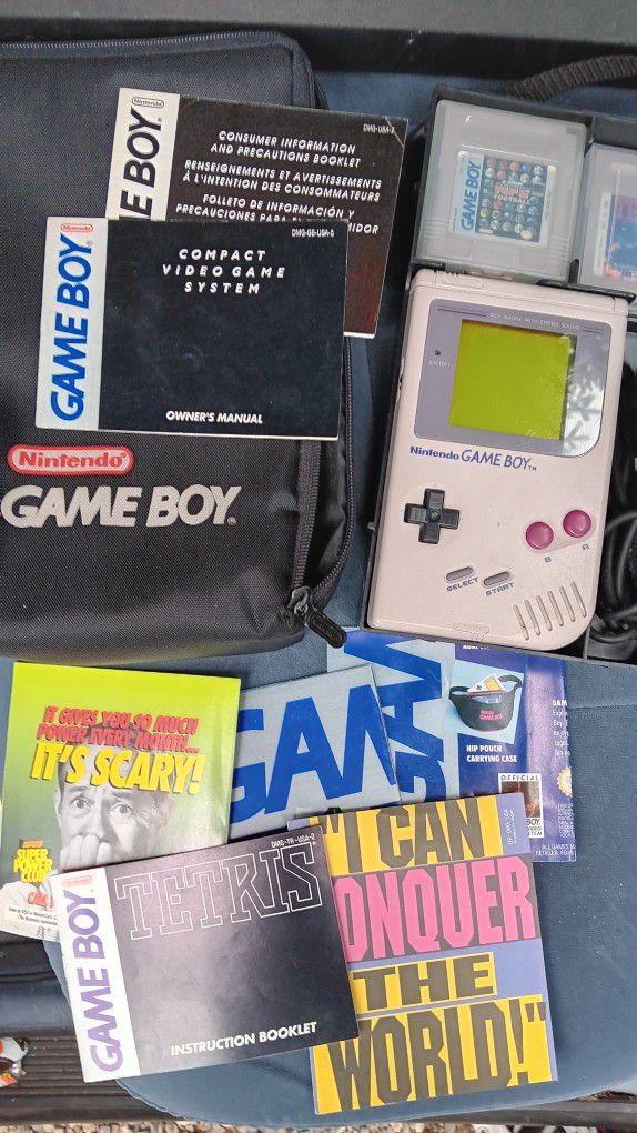 Perfect Gameboy With Accessories
