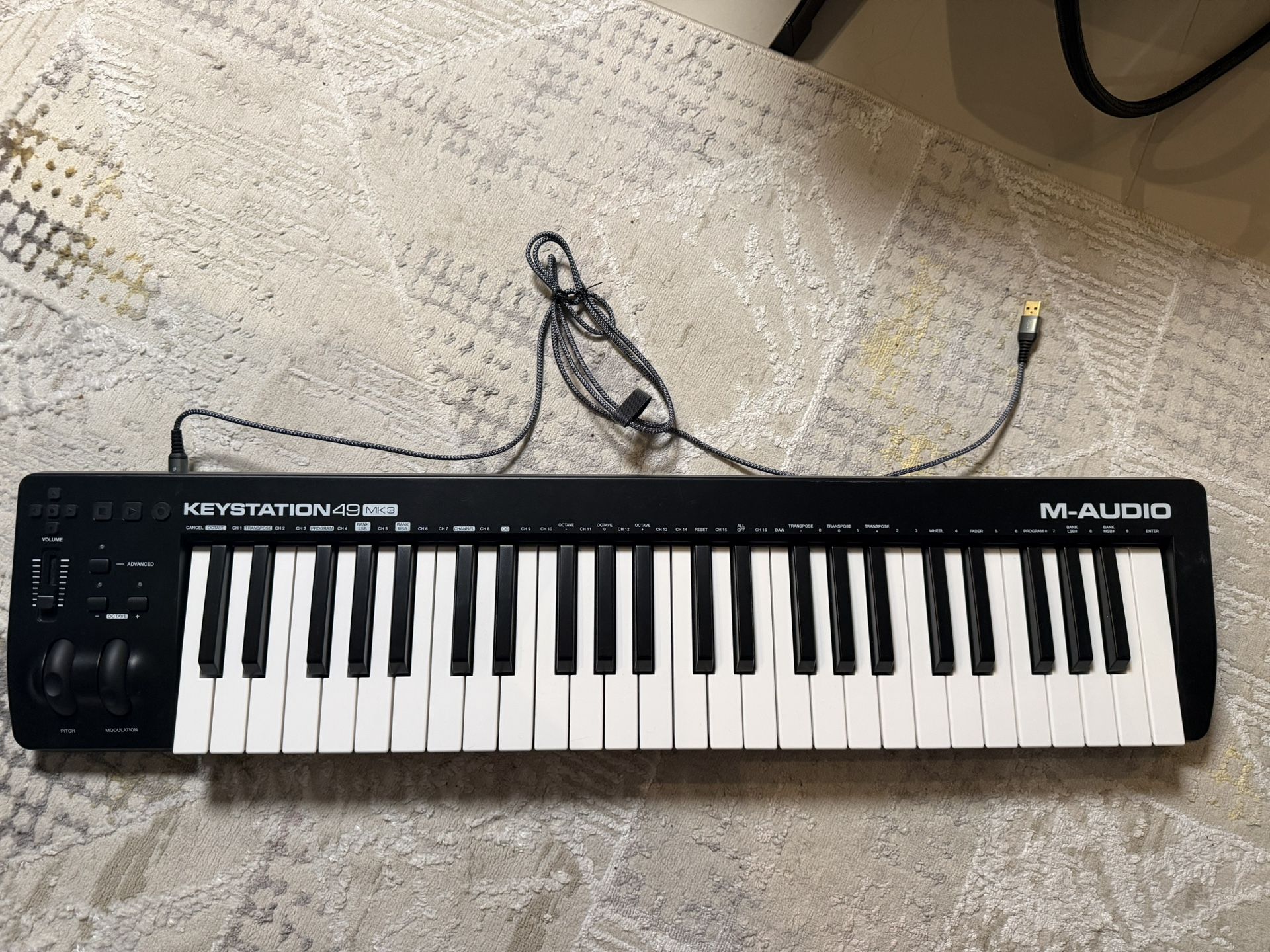 M-Audio KeyStation49es MK3 Full Sensitive Keys USB Controller Black MIDI KEYBOARD