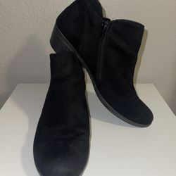 ARIZONA JEAN CO, Women’s Black Ankle Zipper Booties, Size 8