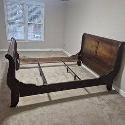 Queen Size SLEIGH BED