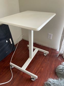 Mobile Rolling Desk