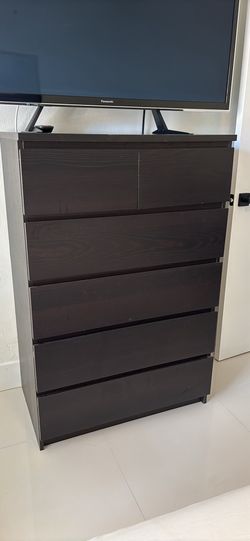 Dresser and matching nightstands