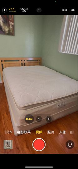 Moving and selling mattresses and bed frames$80