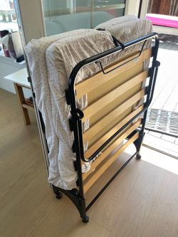 Fold out Bed