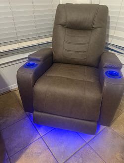Recliner