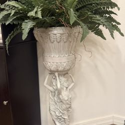 Design Toscano Les Filles Joyeuses Dancing Maidens Pedestal Column Plant Stand with Urn + Large Artificial Fern – 36” Tall
