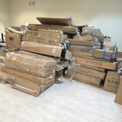 🔥 Liquidation Truckload – Mixed Condition Furniture 🔥