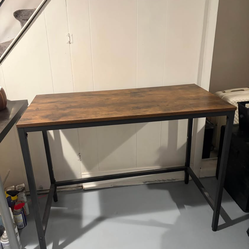 TABLE (40” L)