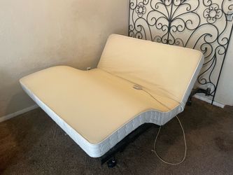 Delivery Available / Electropedic Electric Queen Bed Frame (mattress Not Included)