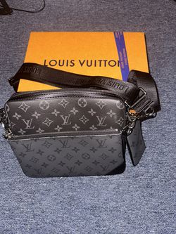 Authentic Louis Vuitton Shoulder Satchel Bag Mens, Women's,Unisex for Sale  in Orlando, FL - OfferUp