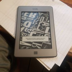 kindle reader black and white 