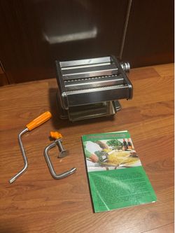 Pasta maker-$20- West Kendall